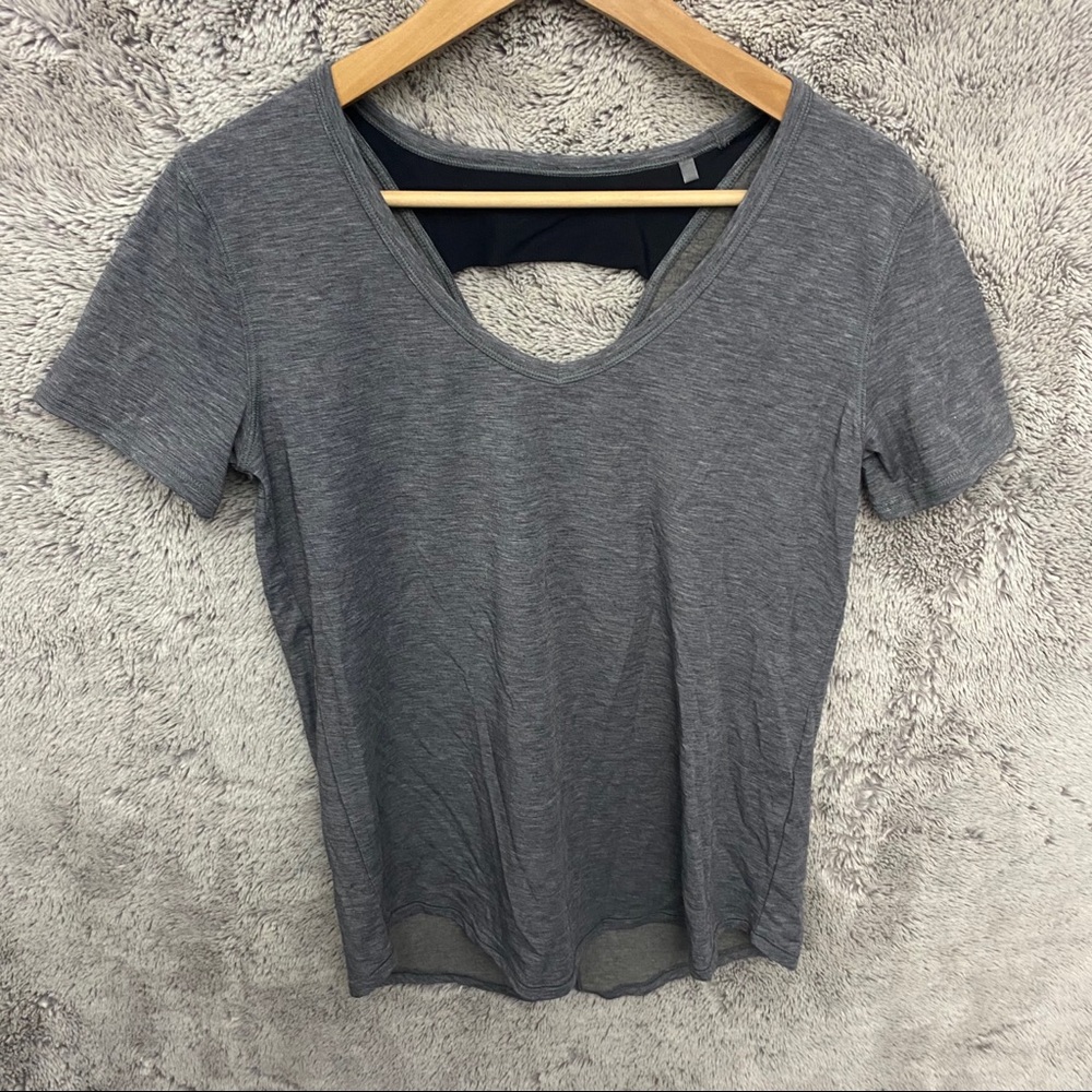 Under Armour Short Sleeve Shirt